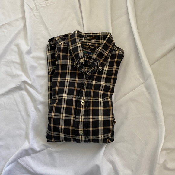 Button Up - Picture 4 of 4